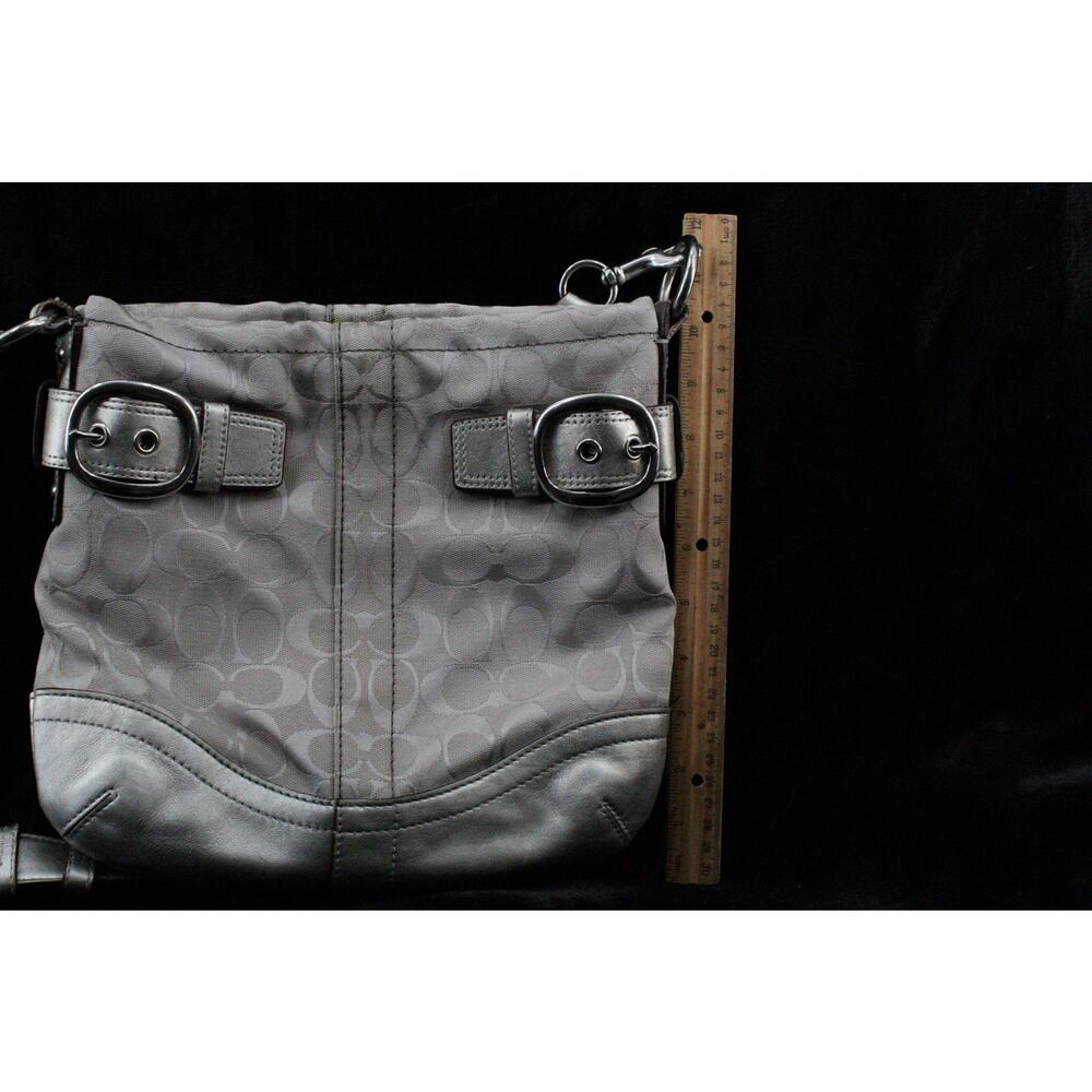 Coach Signature Jacquard Canvas Leather Shoulder Bag F17088 Buckle Silver Y2K - Picture 8 of 10